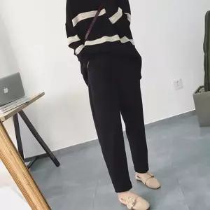 G125864_사각주머니 모직 배기팬츠 바지 슬랙스 핀턱 밴딩 편한 겨울 여성겨울