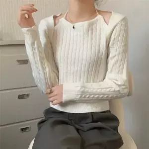 여성 부드러운니트 홀터넥 볼레로 어깨트임 여성스런 홀터넥
