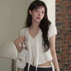 퍼프 리본 블라우스 반팔 티