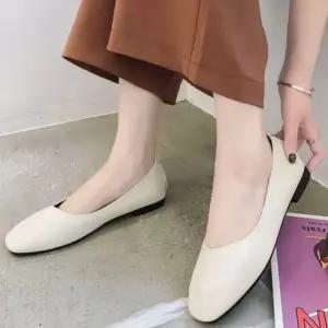 은은한 광택 플랫슈즈 단화 단정 클래식 발편한 구두 플렛슈즈 메리제인슈즈 리본플랫