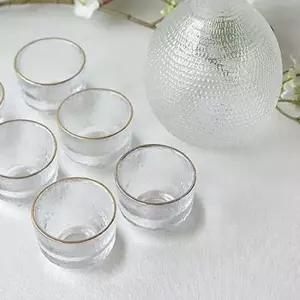 화병으로도 사용하는 클라리스 사케병 대 소주잔 사케병