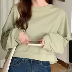 여성 크롭 맨투맨티 라운드 짧은 긴팔티 맨투맨 코디