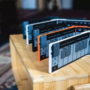 KORG 접이식 미디키보드 25키 컴팩트 화이트 미디컨트롤러 USB 패스파워 DTM용
