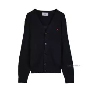 [아미] FW25 남성 아미 드 꾀흐 가디건 HKC361 001 009 119097