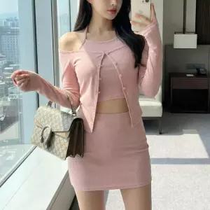 여자 슬림핏 골지 홀터넥 크롭 스커트 투피스