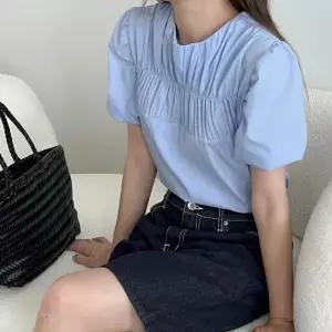 [클리어런스]크롭 라운드넥 밴딩 셔링 반팔 블라우스_5