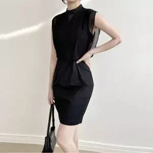 블랙 미니원피스 결혼식 하객룩 슬림핏 여성원피스 여성하객룩
