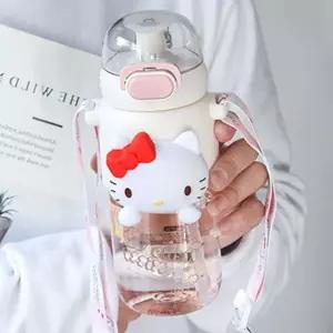 헬로키티 이유식용품 트라이탄 물병 빅페이스 산리오 600ml