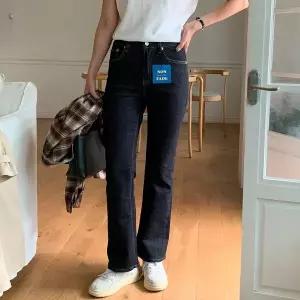 [하프클럽/다잇템]여자 진청 자수 논페이드 생지 나팔 청바지