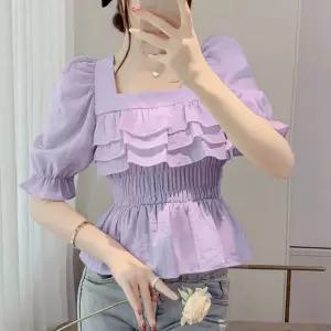 프릴 크롭 블라우스 밑단 플레어 어깨 셔링 스퀘어넥 여름블라우스