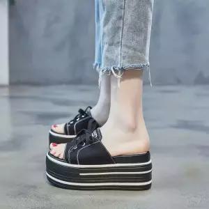 굽높은 통굽 키높이 웨지힐 슬리퍼 9cm