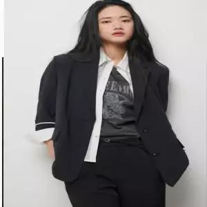 [시슬리]싱글 투 버튼 자켓