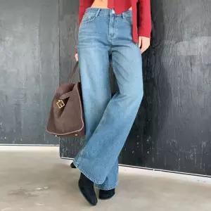 여성 빈티지 워싱 루즈핏 일자 청바지 Y2K 팬츠 구제
