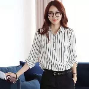 [하프클럽/]여성 루즈핏 세로 스트라이프 셔츠 오피스 스타일