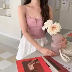 [하프클럽/셀러허브_여성트랜드패션]여자 레이스 골지 단추 크롭 캡 끈나시
