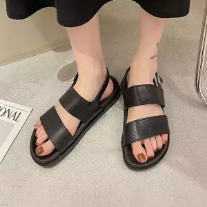 [하프클럽/]블랙 컬러 여름용 시원한 스트랩 슬리퍼 B1699E