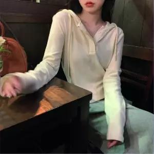 봄 가을 데일리룩 슬림핏 단추 후드 티 (11168706A)