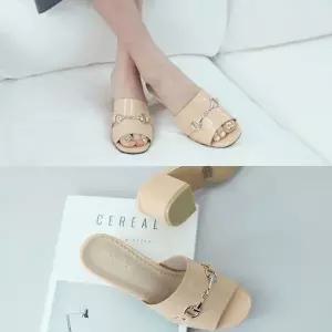 [하프클럽/]6cm 굽 미들힐 에나멜 말발굽 장식 뮬 슬리퍼 여성 신발