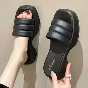 [하프클럽/]5cm 통굽 여성 실내화 슬리퍼 데일리 캐주얼 사무실 발편한 푹신