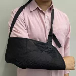 깁스팔걸이 통풍형 팔고정 암슬링 블랙