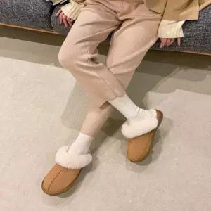 여성 겨울 심플 데일리 코지 포근 방한화 털슬리퍼 겨울슬리퍼 방한용슬리퍼 털슬리퍼