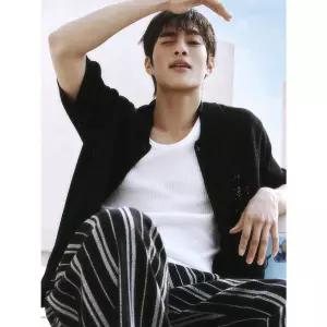 에잇세컨즈 코드사 카라넥 반소매 카디건 블랙 3898947