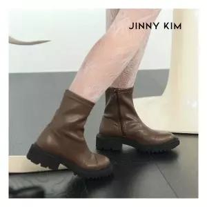 지니킴 [최초가 109,800] Monica Ankle 모니카 앵클 부츠 3.8cm 575306Moony