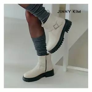 지니킴 [최초가 159,000] Cora 코라 앵클 부츠 6cm 575374Moony