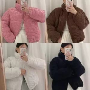 여성 겨울철 코듀로이 밑단 스트링 하이넥 숏패딩