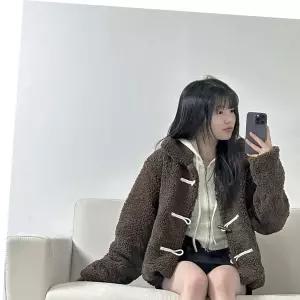 오버핏 양털 뽀글이 누빔 숏 크롭 떡볶이코트