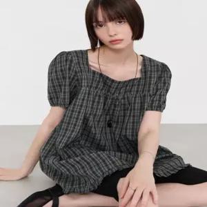[제작] [러블리 썸머 무드] 하이디 스퀘어넥 체크 프릴 롱 블라우스 88056 빅사이즈 여성의류