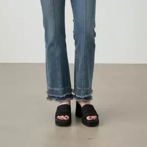 [라일리] Rly 여성 키높이 통굽 슬리퍼 웨지힐 실내화 사무실 49600524)