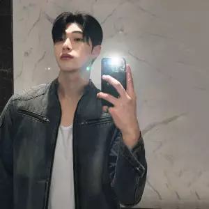 남성 깔끔한 청자켓 빈티지 워싱 숏 재킷 가을 루즈핏 탑 시크 데님 코트 인기3