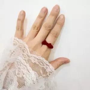 가을 겨울 와이어 리본 붉은 벨벳 포인트 손가락 반지 빨강 레드 리본반지 와인