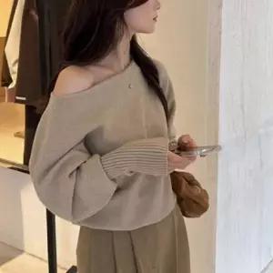 [RIZPICK]입술넥 크롭 니트 심플 긴팔 데일리 보트넥 여성 루즈핏