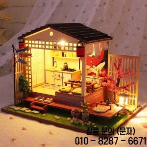 모닝 선 미니마트 DIY 3D 목재 일본식 식료품점 모델 청소년을 위한 창의적인 조립 키트