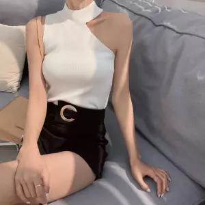 SG-415 라엔 슬림핏 무지 원숄더 언발 홀터넥 나시티
