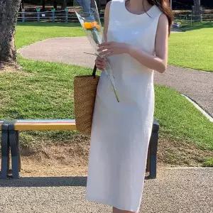 브리온 린넨 나시 롱 원피스 여름 여성 바캉스룩 휴양지
