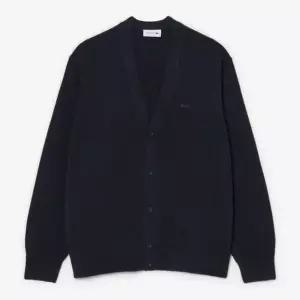 라코스테 남성 PARIS PACK 립조직 V넥 가디건 다크네이비 AH1039 56G 350 182914