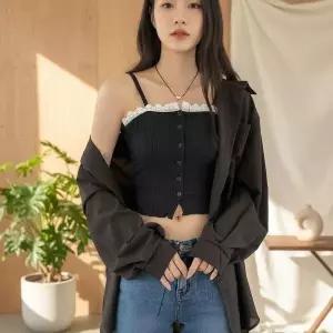 [하프클럽/셀러허브_여성트랜드패션]여성 프릴 레이스 슬리브리스 탑 나시