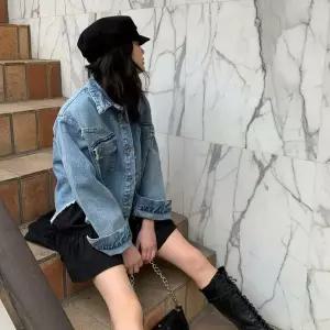 [하프클럽/]여성 빈티지 언발 컷팅 세미 크롭 청재킷