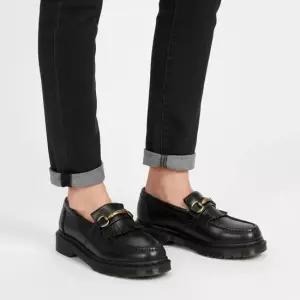 닥터마틴 패세라DR. MARTENS 아드리안 로퍼 32102001 남여공용)