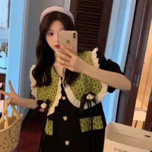 페리도트 프릴 카라 브로치 루즈핏 원피스