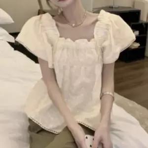 펀칭 여성 프릴 반팔 넥라인 여름 레이스 블라우스
