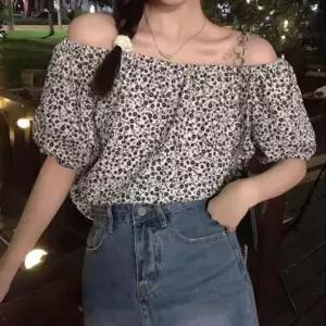 시원한 러블리 상의 블라우스 오프숄더 무드 데이트룩 1P 여성 여름 플라워 원픽 셀파