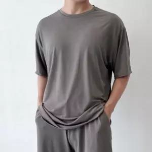 남자 반팔 티셔츠 쿨티셔츠 루즈핏 아이스 남자 반팔 남성 기본 남성 오버핏 티셔츠 남자 가족단체티