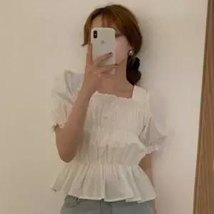 퍼프 여름 페미닌룩 여성 크롭 스퀘어넥 셔링 블라우스