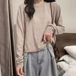 /신상오픈런 여성 루즈핏 세미크롭 기본 긴팔 데일리 스타일