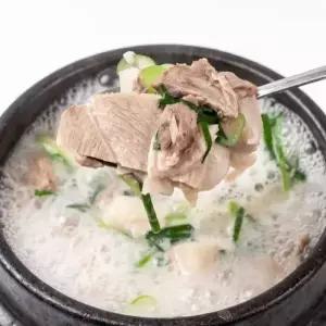 옥구촌 돼지국밥 600g x 4팩 + 다대기 30g x 4팩 한우사골 한돈사골