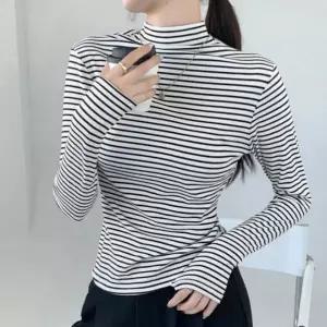 [하프클럽/]여자 기모 목폴라 스트라이프 즈와이
